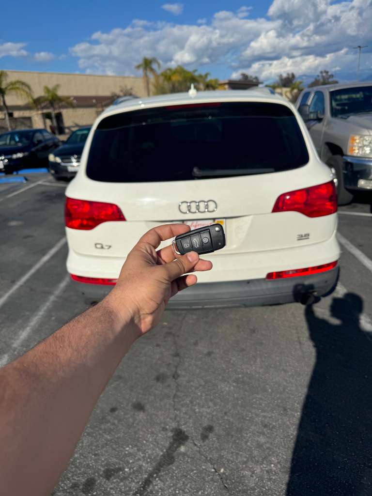 Audi Q7 key fob programming